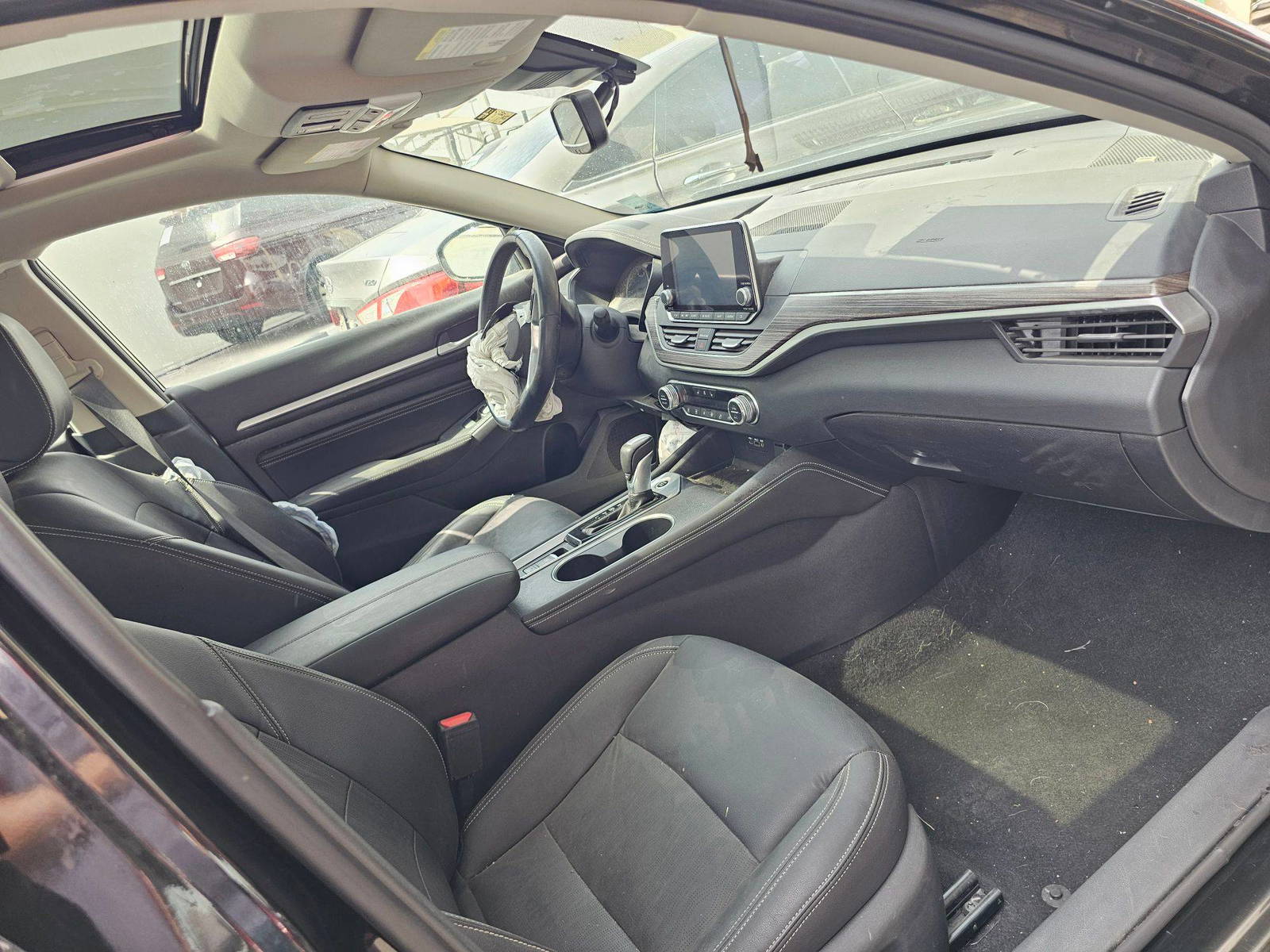 2019 NISSAN ALTIMA — 72341 Miles — Lot KC121479 — Souq - Marhaba Auctions Used Cars - Image 9