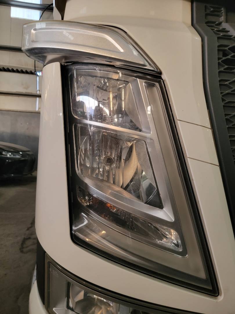 2015 VOLVO FH-Series — 1091793 KM — Lot 734513 - Marhaba Auctions Used Cars - Image 12