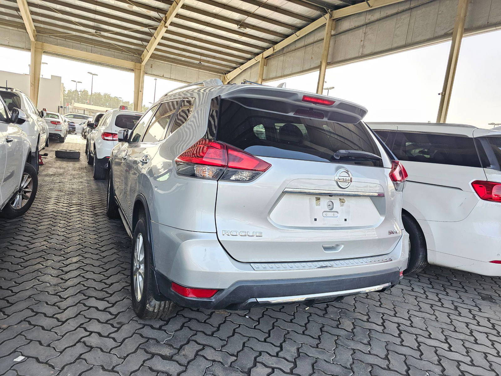 2017 NISSAN ROGUE — 163960 Miles — Lot V8HC882232 — Main - Marhaba Auctions Used Cars - Image 3