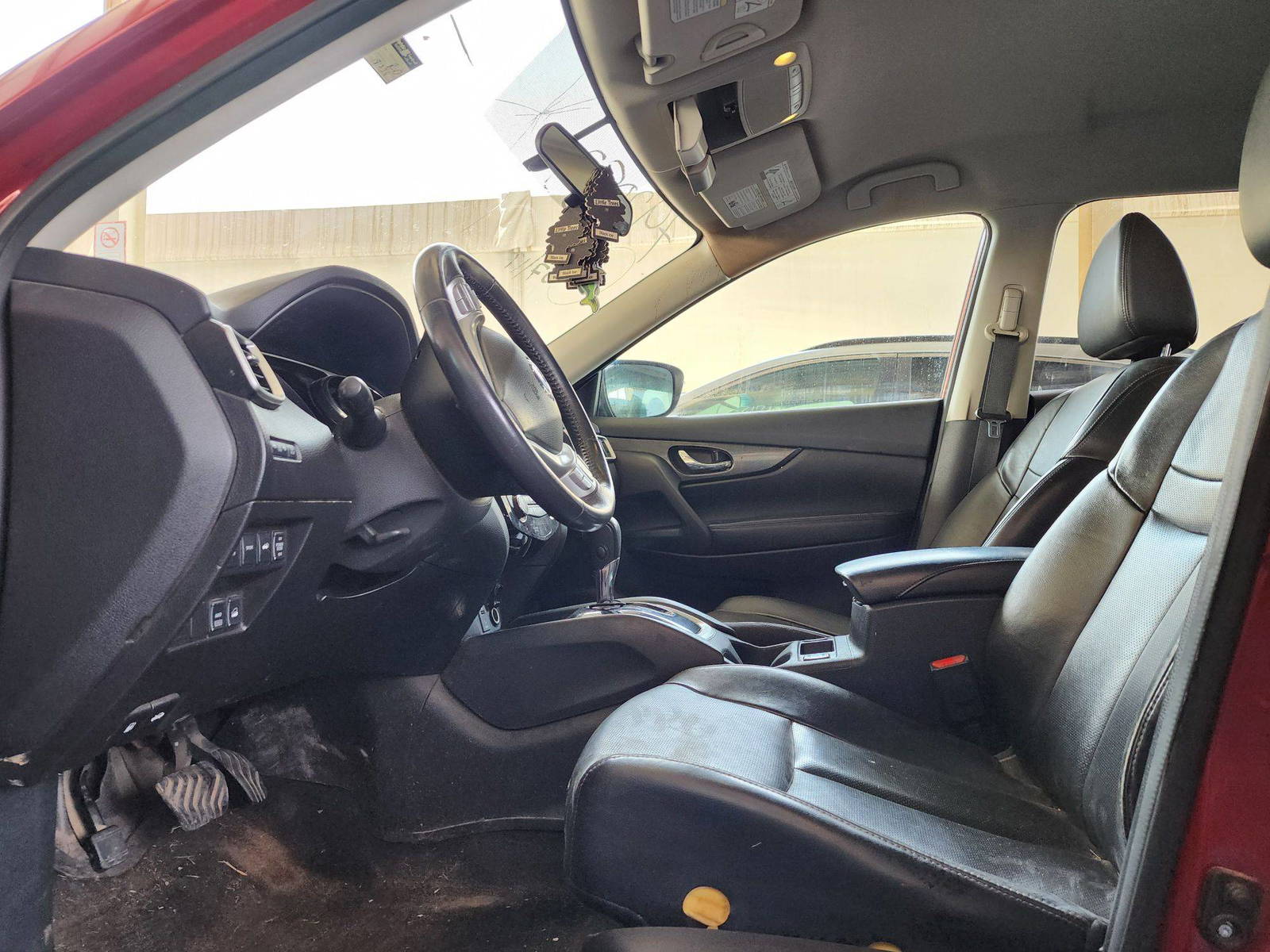 2015 NISSAN ROGUE — 181237 Miles — Lot 93083 — Souq - Marhaba Auctions Used Cars - Image 8