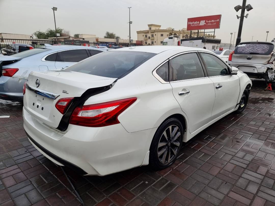 2016 NISSAN ALTIMA — 158491 Miles — Lot 125487 — Ind. 12 - Marhaba Auctions Used Cars - Image 3