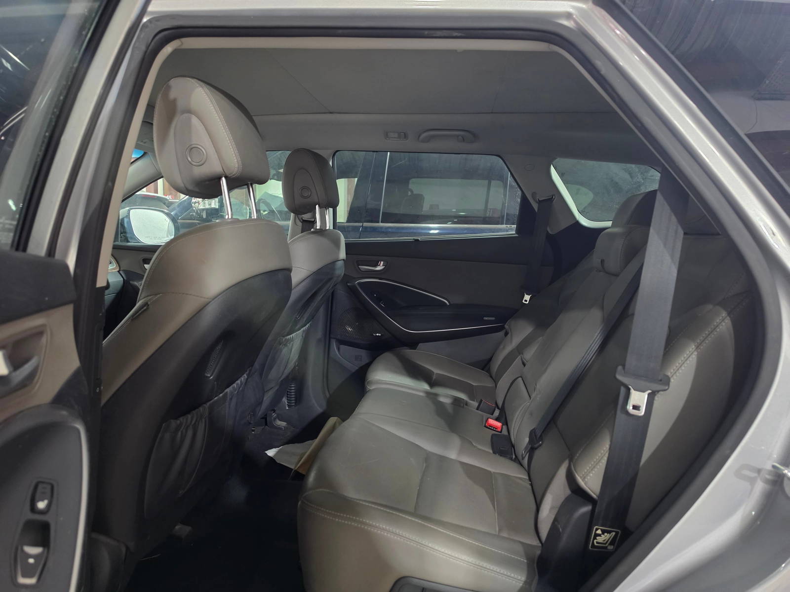 2017 HYUNDAI SANTA FE — 145704 Miles — Lot 90996615 - Marhaba Auctions Used Cars - Image 7