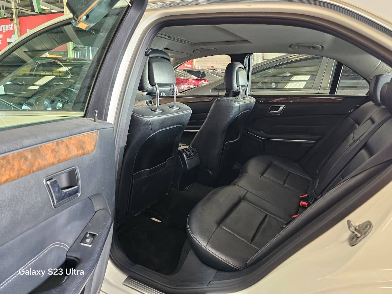 MERCEDES BENZ E 350 2014 - Marhaba Auction Used Cars - Image 10