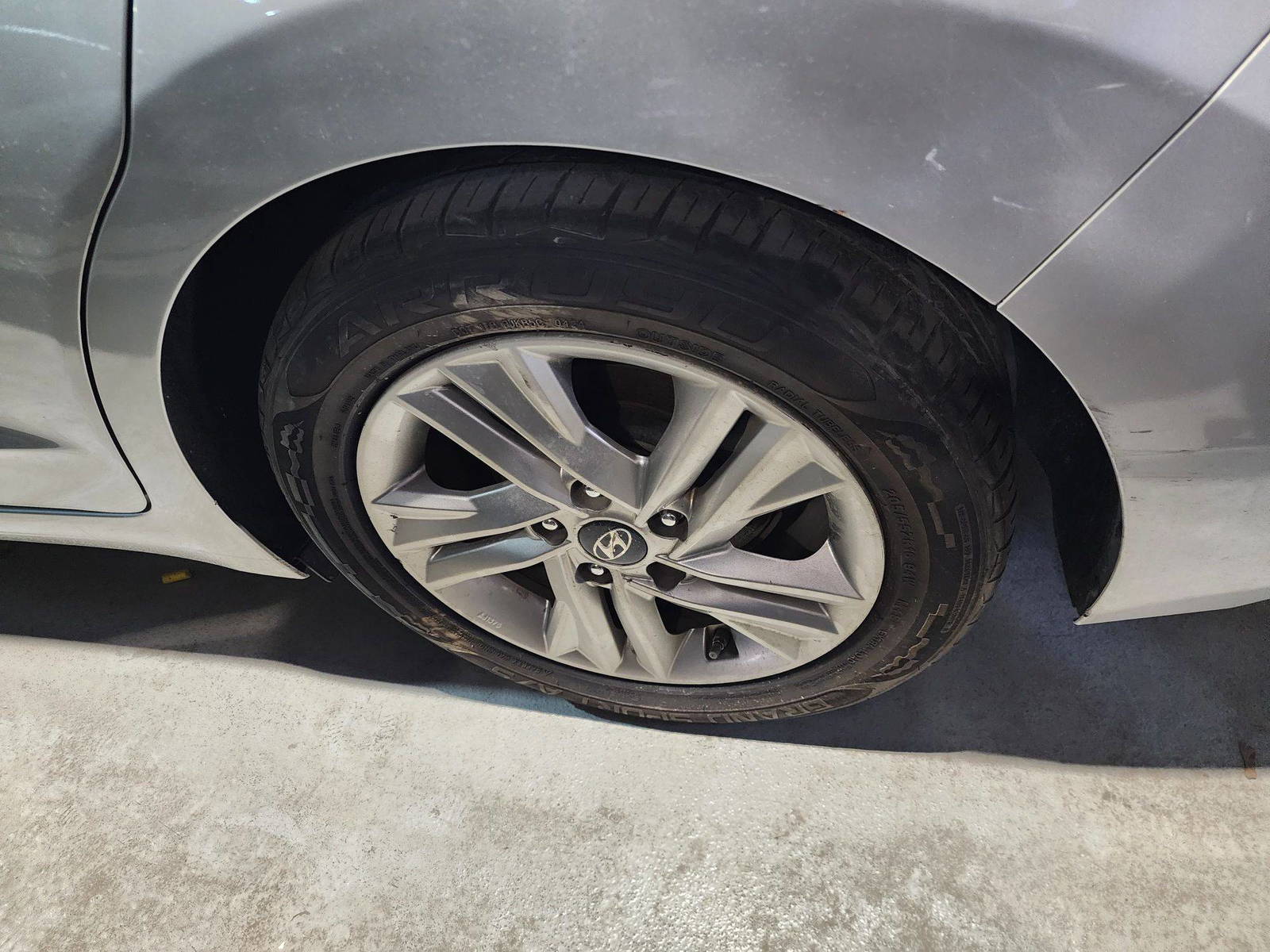 HYUNDAI ELANTRA 2019 - Marhaba Auction Used Cars - Image 11