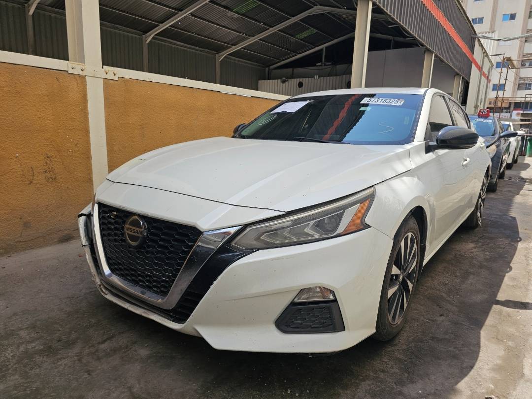 2019 NISSAN ALTIMA — 123436 Miles — Lot C227043 — Main - Marhaba Auctions Used Cars - Image 4