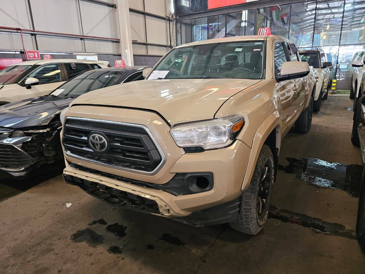 Toyota Tacoma 2020 view 2