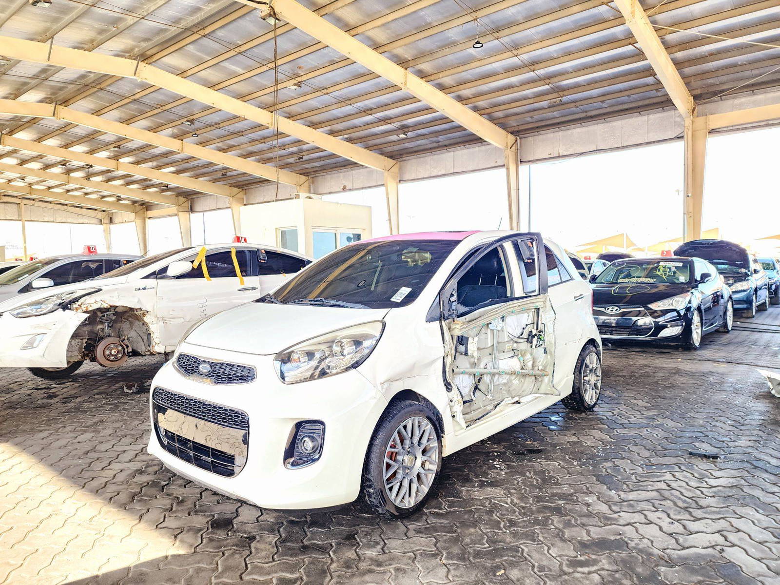 2016 KIA MORNING — 133759 KM — Lot 079215 — Main - Marhaba Auctions Used Cars - Image 4