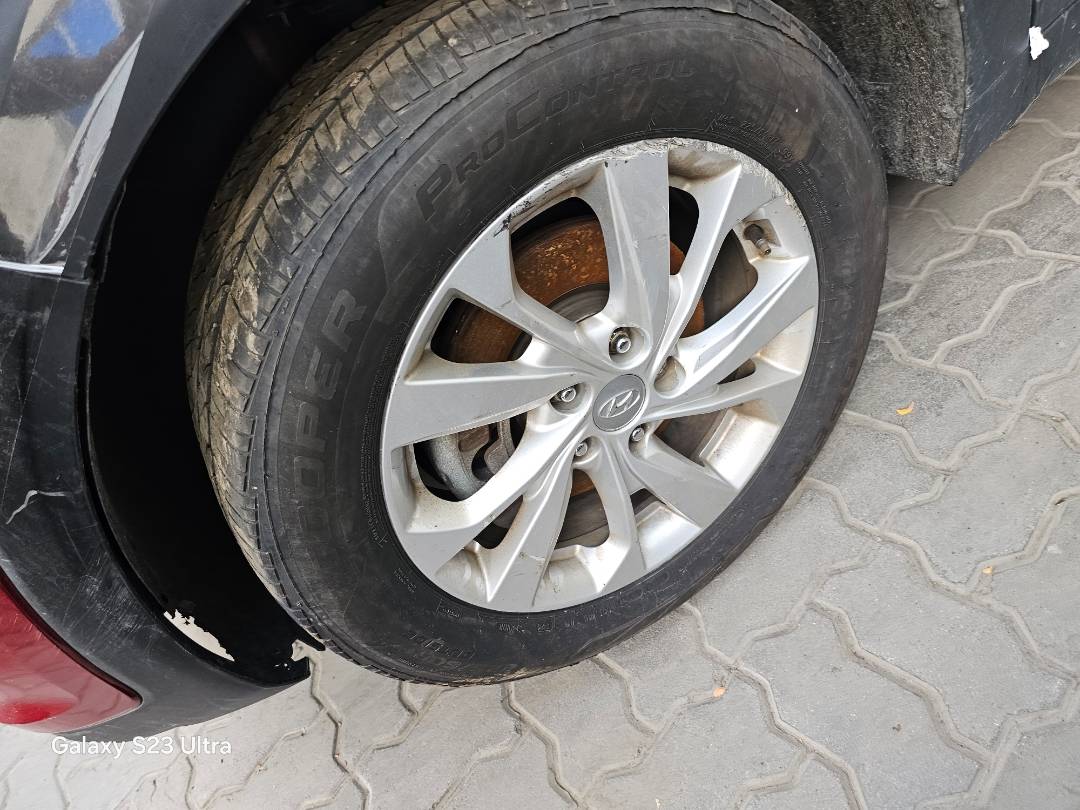 2019 HYUNDAI TUCSON — 155672 Miles — Lot 97516 — Souq - Marhaba Auctions Used Cars - Image 7