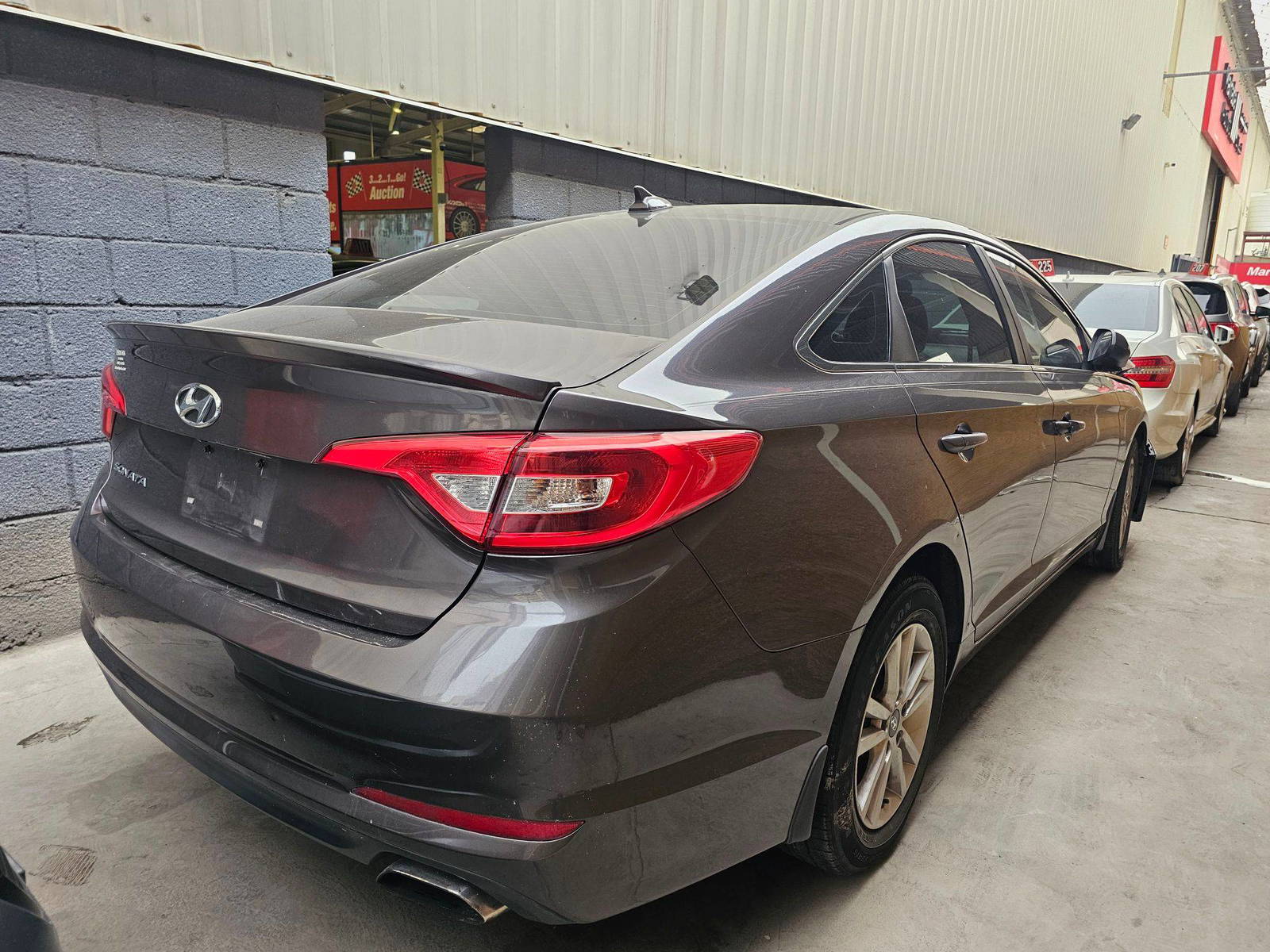 2017 HYUNDAI SONATA — 163109 Miles — Lot 43377471 — Main - Marhaba Auctions Used Cars - Image 6